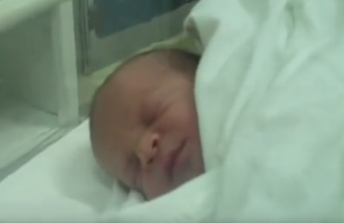 Από τη γέννηση μέχρι το σπίτι! (βίντεο)