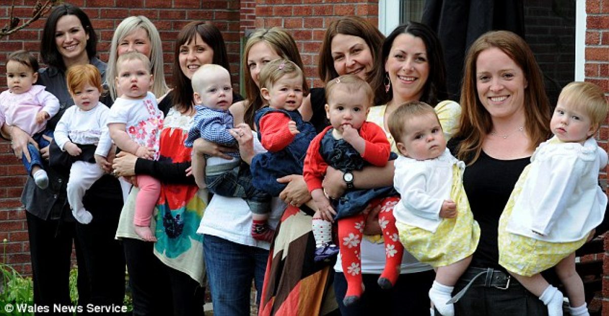 Η μαγική 7αδα: 7 γυναίκες στον ίδιο δρόμο απέκτησαν όλες μωρά σε διάστημα 7 βδομάδων!
