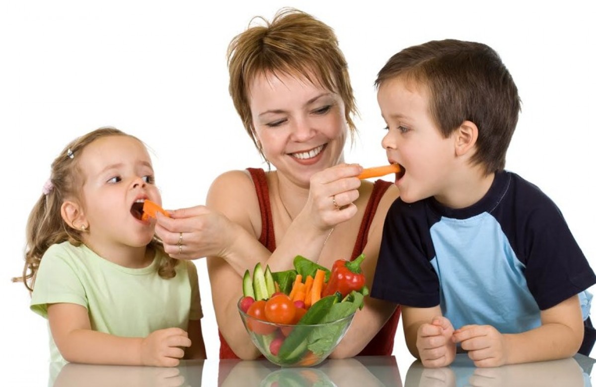 Έξυπνοι τρόποι για να κάνετε τα παιδιά σας να φάνε τα λαχανικά
