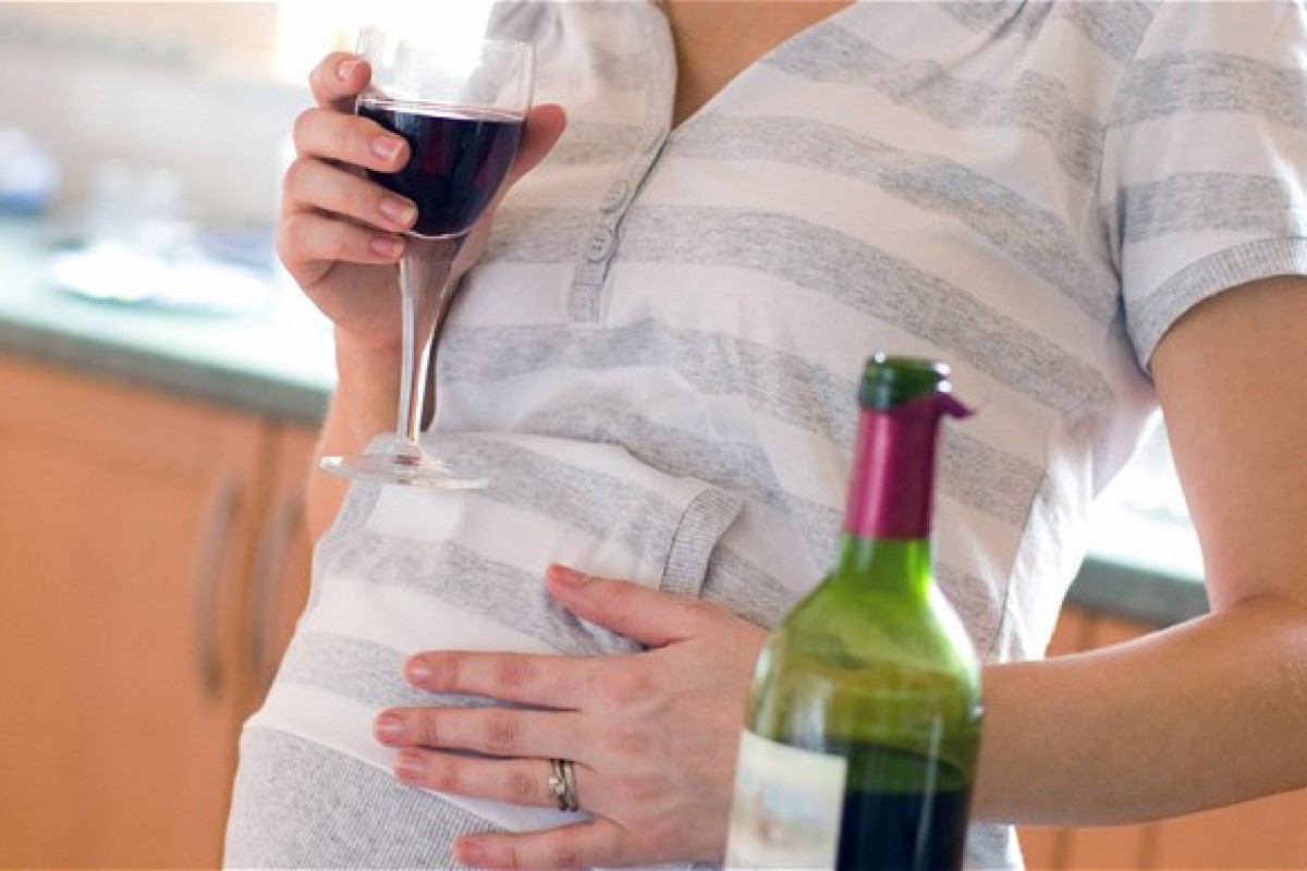 Ένα ποτηράκι στην εγκυμοσύνη μπορεί να κάνει το παιδί να «φέρεται καλύτερα» υποστηρίζει μία έρευνα