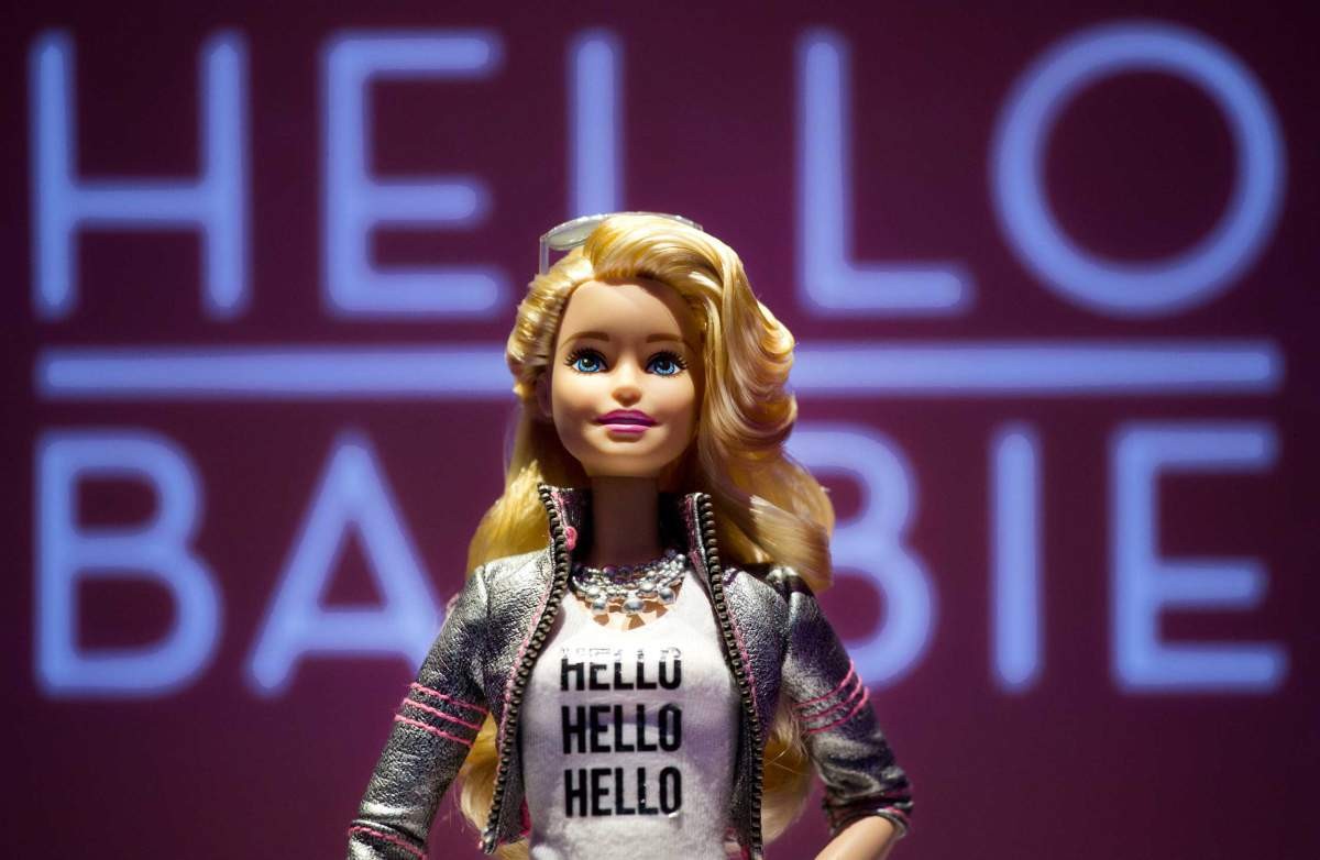 Αυτή η Barbie μπορεί να μαρτυρήσει όλα σας τα μυστικά