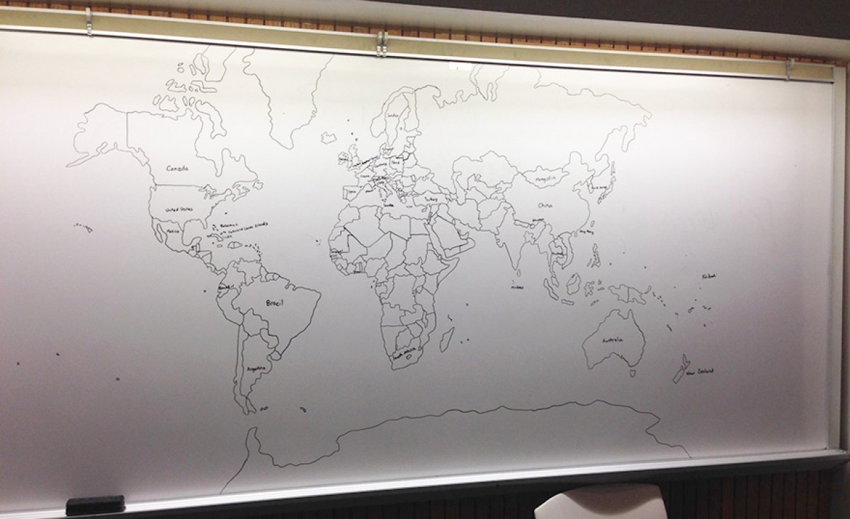 11χρονο αγόρι με αυτισμό σχεδιάζει ολόκληρο τον παγκόσμιο χάρτη από μνήμης