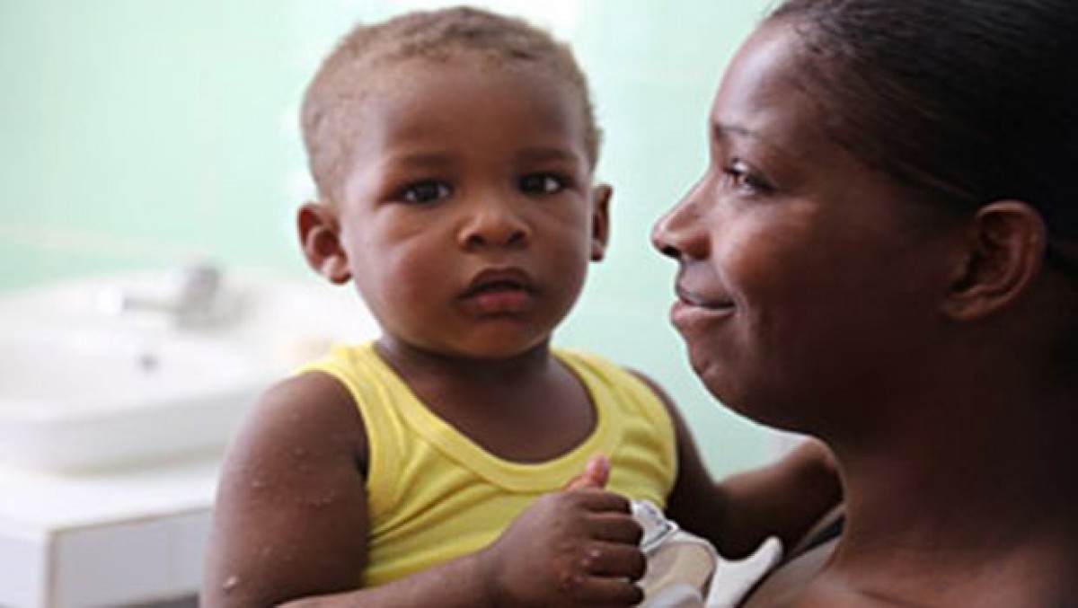 Η Κούβα είναι η πρώτη χώρα στον κόσμο που εξαλείφει τη μετάδοση του HIV από τη μητέρα στο παιδί