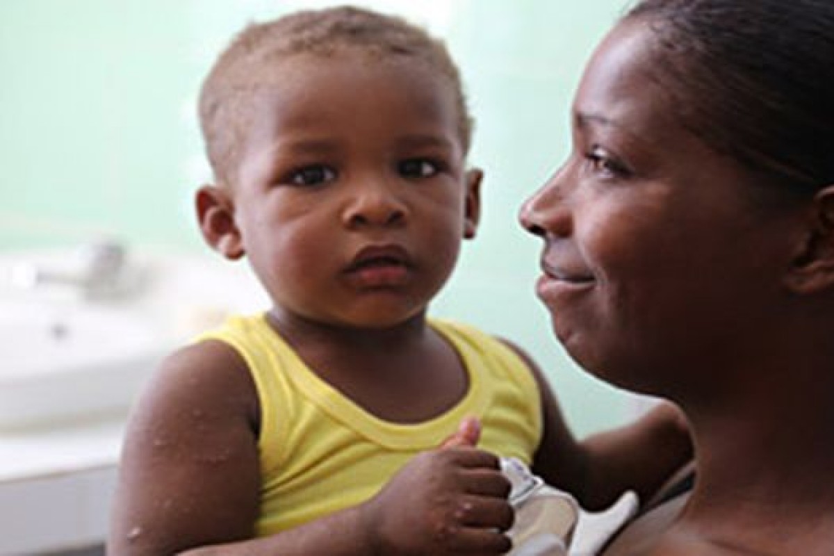 Η Κούβα είναι η πρώτη χώρα στον κόσμο που εξαλείφει τη μετάδοση του HIV από τη μητέρα στο παιδί