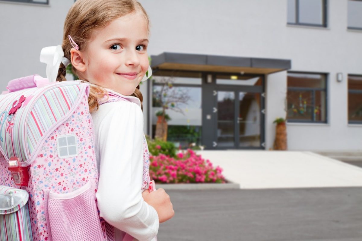 H τσάντα στο σχολείο με απόφαση του Συλλόγου Διδασκόντων και των γονέων – Τι είναι το Happy Friday