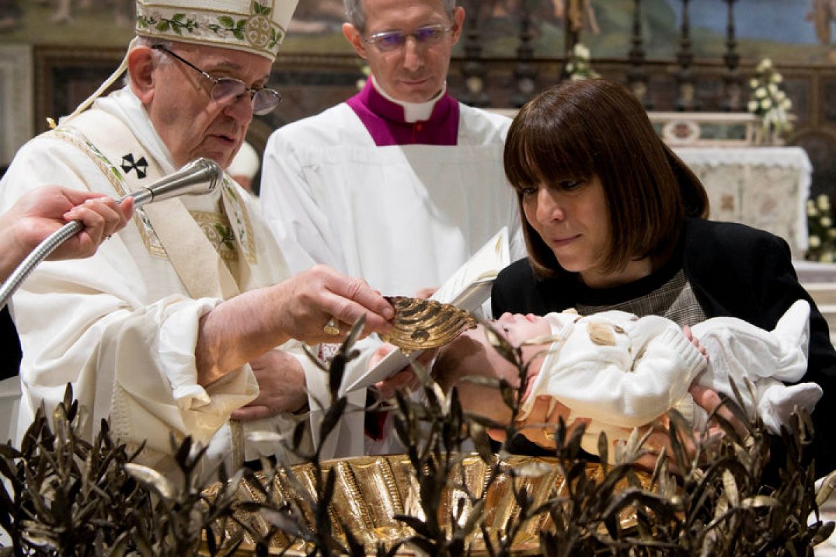Πάπας Φραγκίσκος: Ο θηλασμός είναι η γλώσσα της αγάπης!