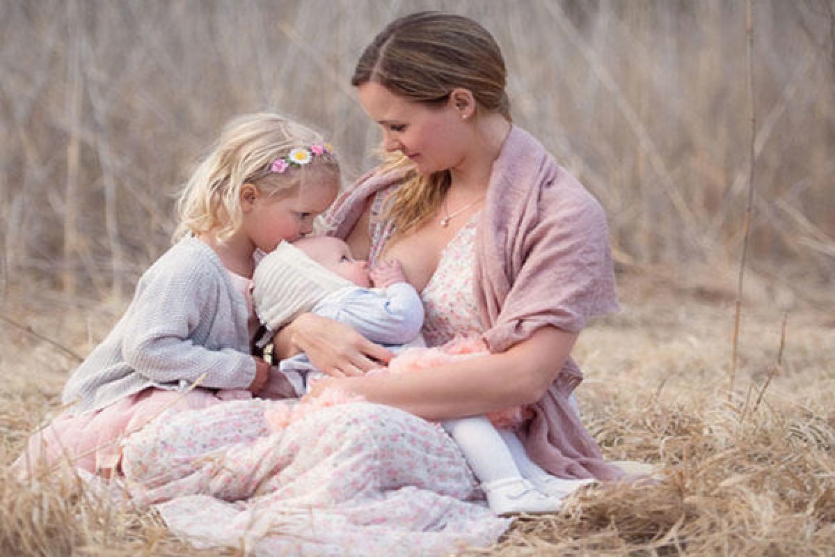 Θηλασμός: Η Ψυχολογία και τα Οφέλη του για το Βρέφος και τη Μητέρα