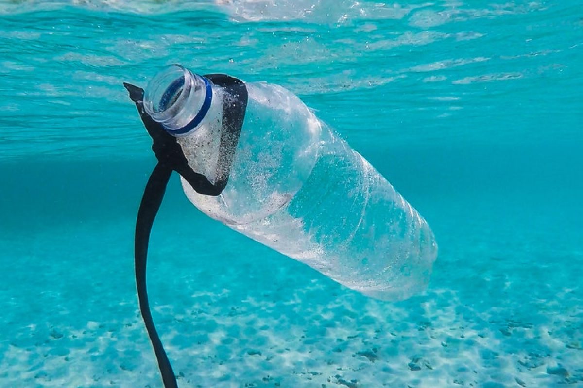 Ιδέες για να μειώσεις τα πλαστικά που χρησιμοποιείς στην παραλία