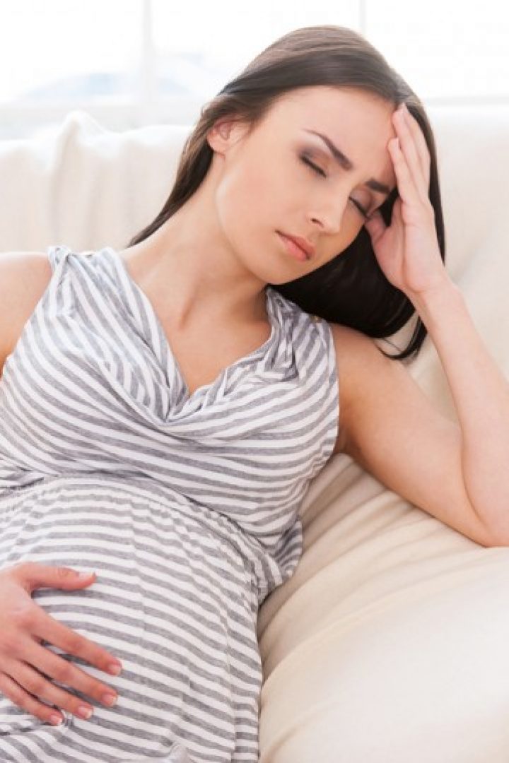 «Θα σου κάνουμε κάθετη τομή στην κοιλιά για να έχουμε χώρο, λόγω διείσδυσης ίσως χρειαστεί να σου βγάλουμε την μήτρα, υπάρχει περίπτωση να αιμορραγήσεις πολύ»