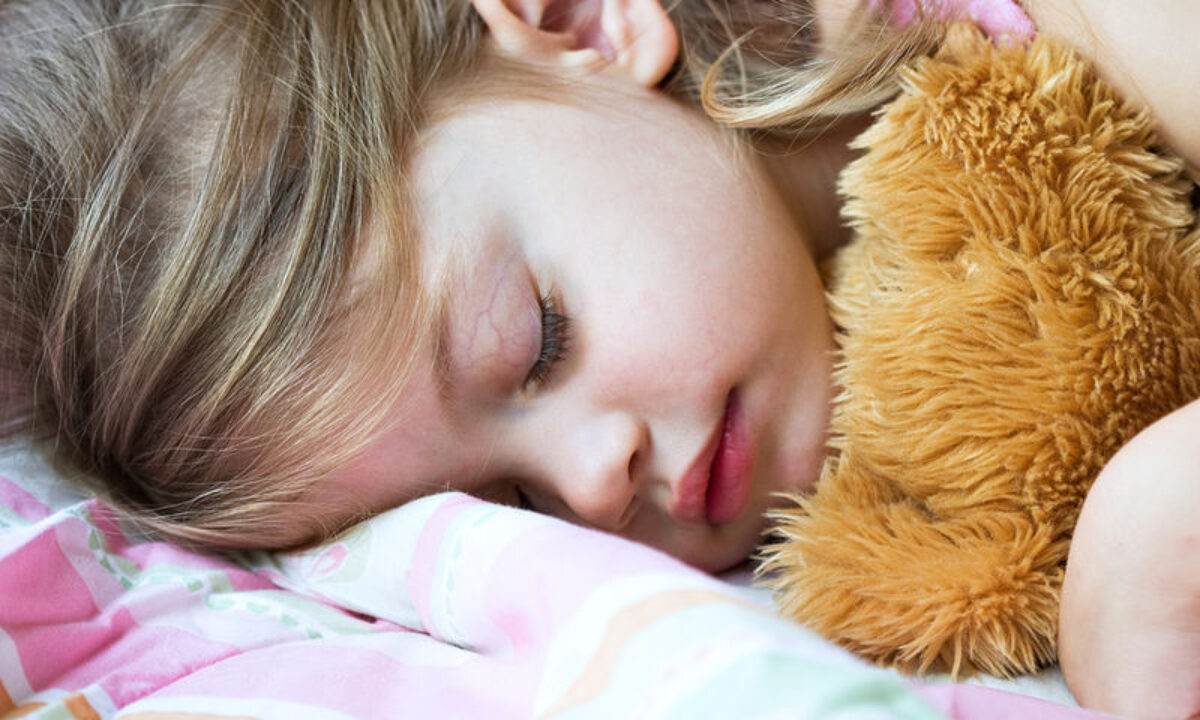 Έλλειψη ύπνου στα παιδιά: Ποιο σοβαρό κίνδυνο κρύβει