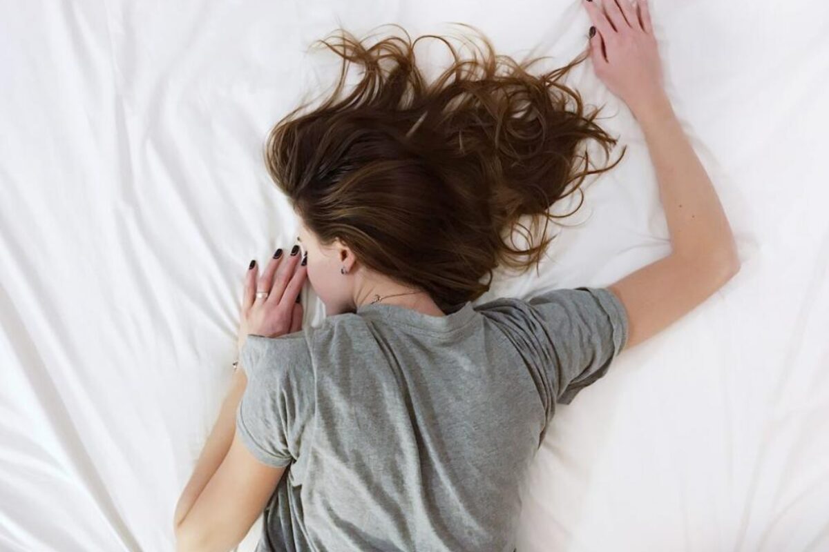 Πώς να σηκωθείτε από το κρεβάτι το πρωί όταν έχετε κατάθλιψη