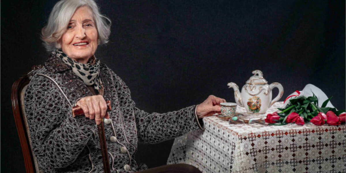 Εκπληκτικό ημερολόγιο για το 2021 γηροκομείου στην Ξάνθη -Ηλικιωμένοι ποζάρουν σαν μοντέλα και στέλνουν μήνυμα [εικόνες]