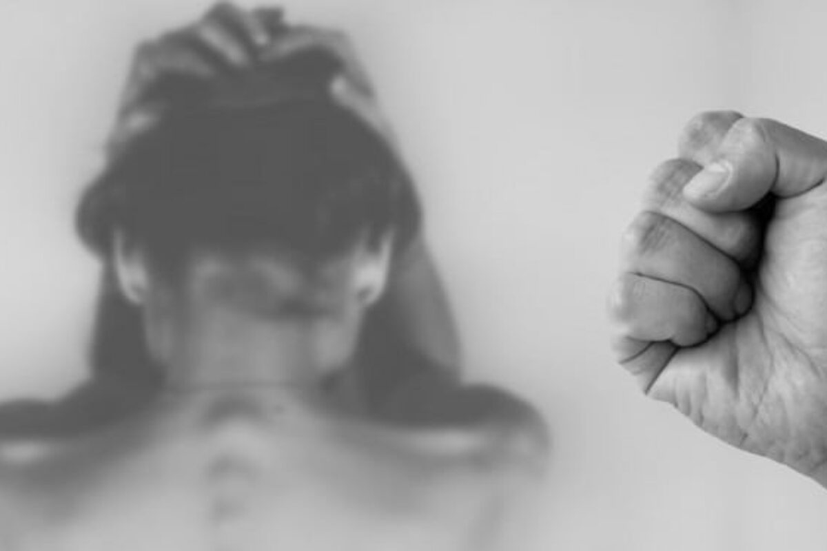 Βιασμός ή σεξουαλική παρενόχληση: Ανάλυση των πράξεων που τις συνιστούν και των χρόνων παραγραφής τους