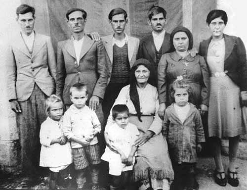 old-family-photo-from-cyprus