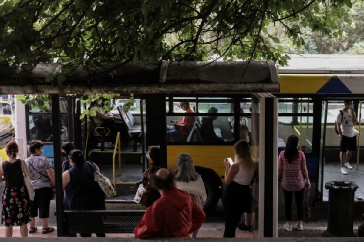 Θεσσαλονίκη: Η αποστομωτική απάντηση φοιτητή σε ηλικιωμένο άντρα που απαιτούσε να καθίσει στο λεωφορείο