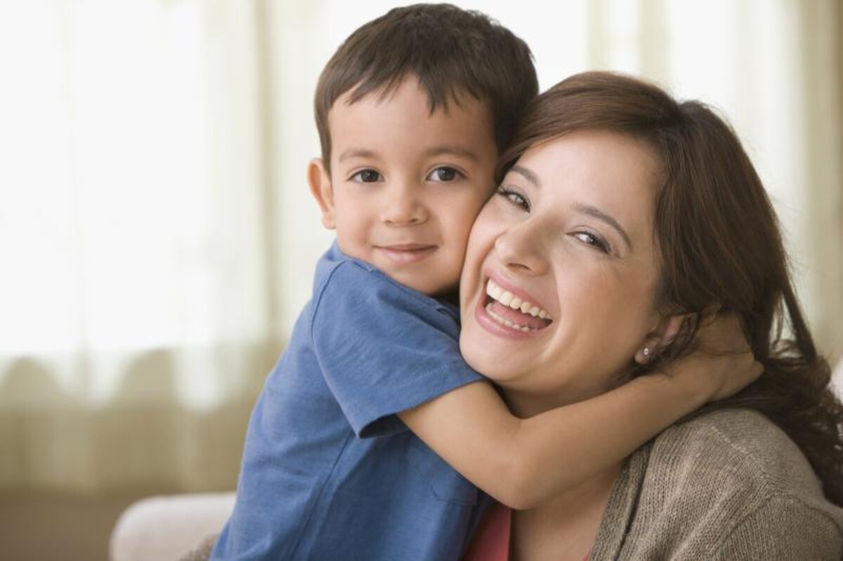 9 βήματα για να χτίσεις σχέση εμπιστοσύνης με το γιο σου